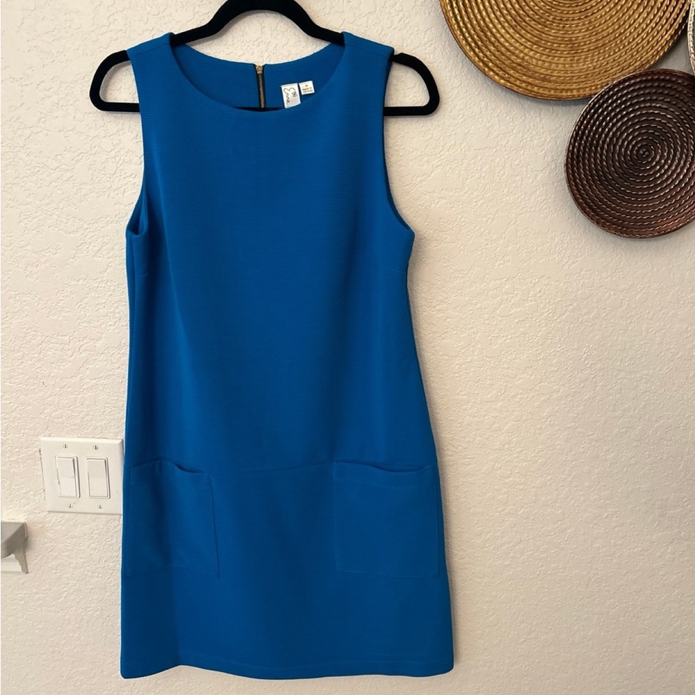 Emma & Michelle blue sleeveless dress size M 35” long‎
